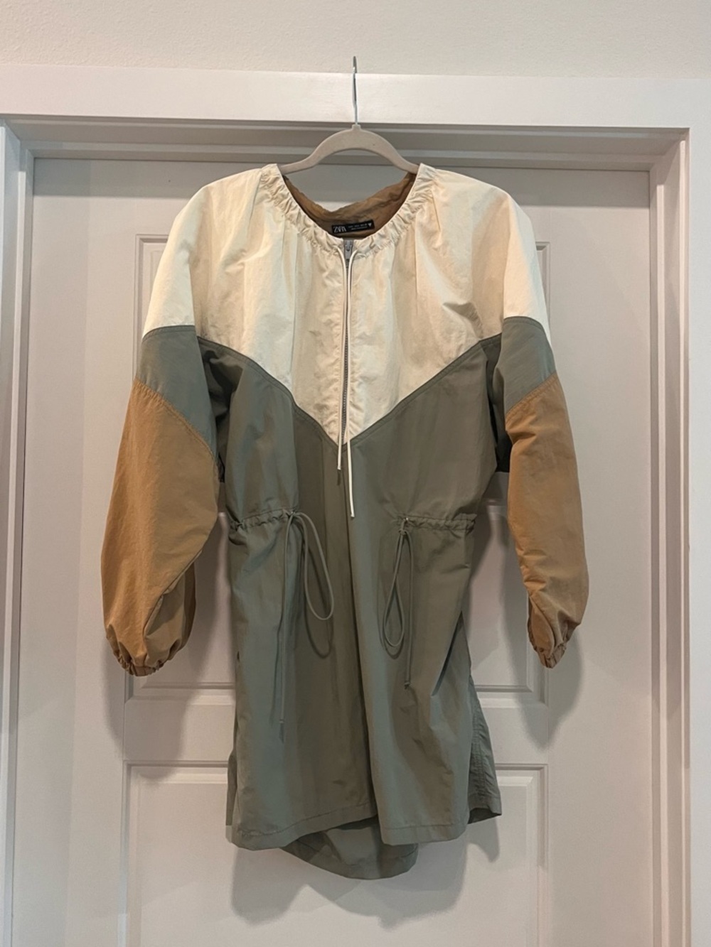 Zara Colorblock Drawstring Anorak dress - Sage, Cream & Tan